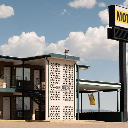 Motel 8 Laramie Extérieur photo