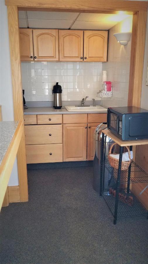 Motel 8 Laramie Extérieur photo
